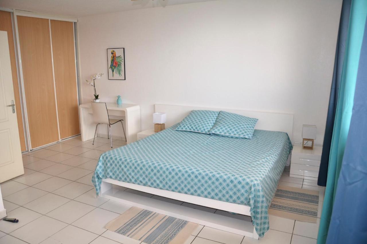 Appartement Standing 2 Chambres Vue Mer Res Tahiri 3 Punaauia Kültér fotó